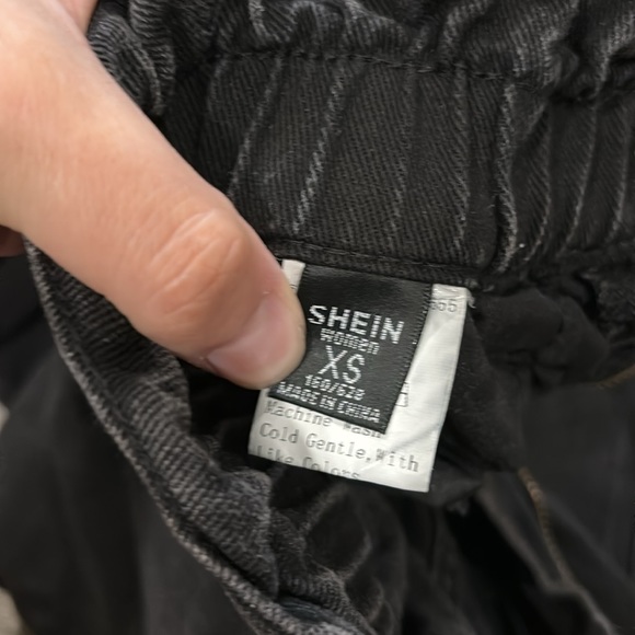 💙2/$15 or 3/$20 - black jeans - Picture 5 of 5